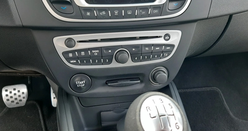 Renault Megane cena 28800 przebieg: 230000, rok produkcji 2011 z Poddębice małe 254